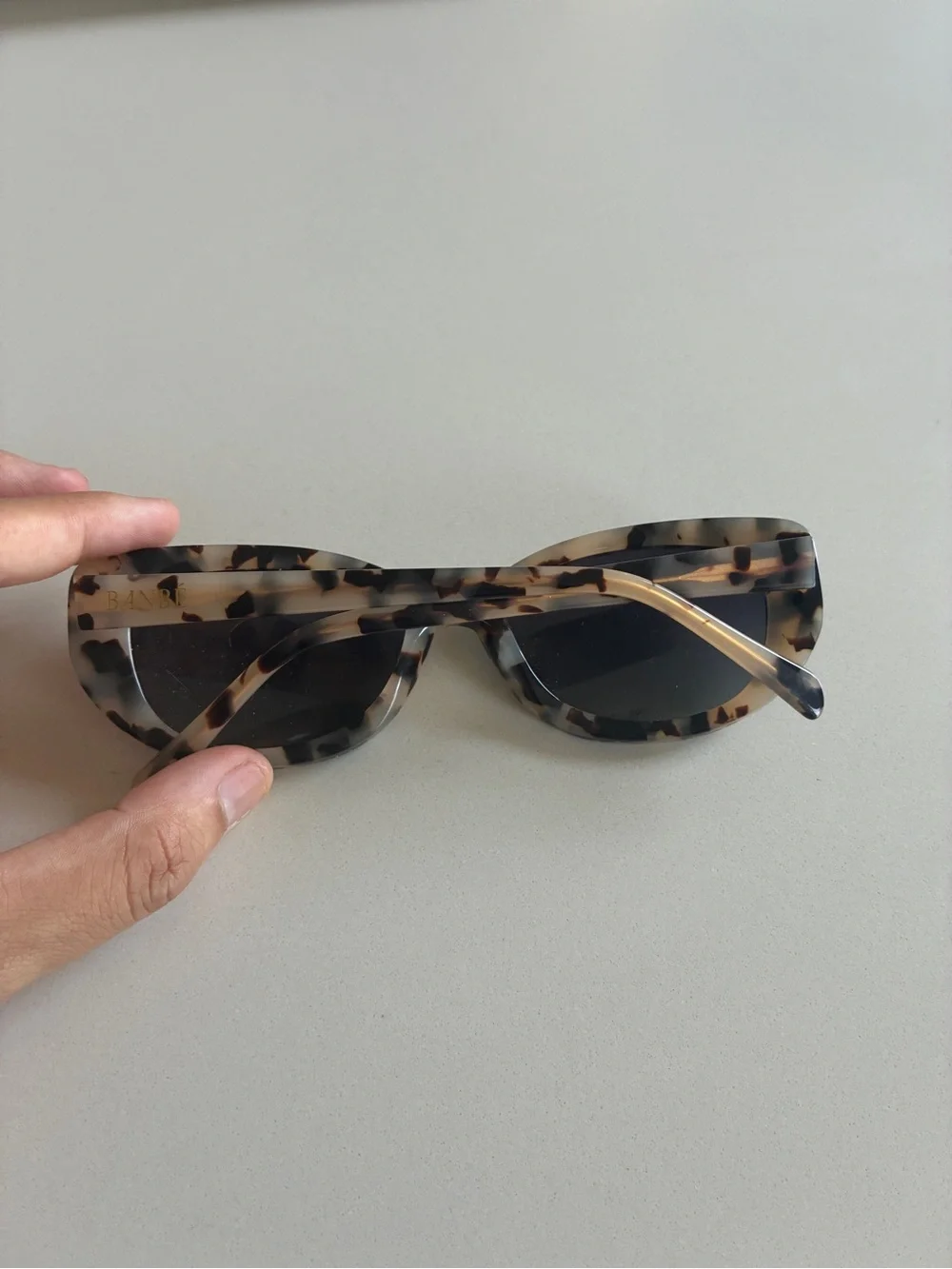 Tortoiseshell Cat-Eye Sunglasses for Women - Beige Brown Frame
